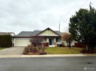 1711 E Canterbury Dr, Ellensburg, WA