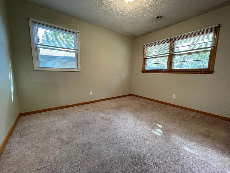 1733 Winne Dr — Photo 9