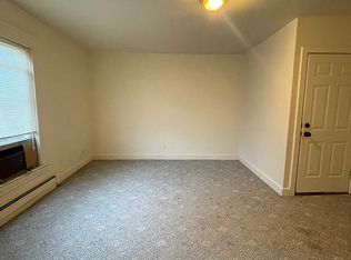 724 N Walnut St #4, Lansing, MI 48906