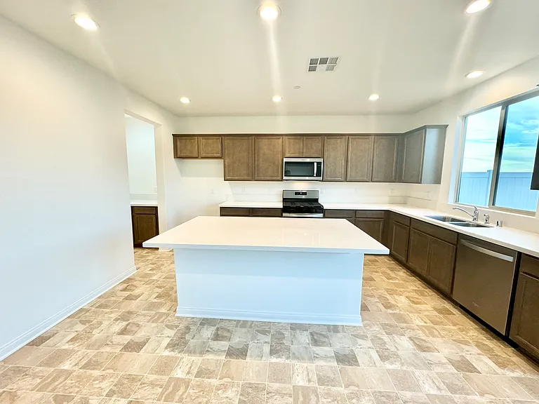 8526 Anthony St — Photo 10