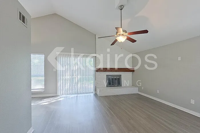 24138 Landing Way Dr — Photo 4
