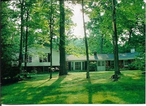 8130 Chagrin Mills Rd Photo 1