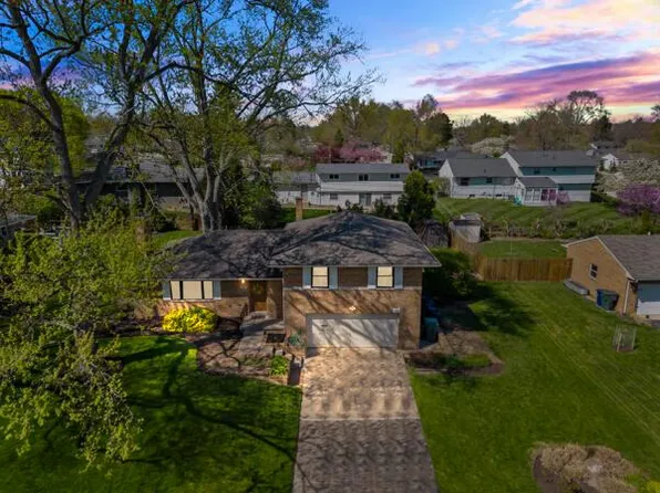 728 Garrett Dr, Columbus, OH 43214