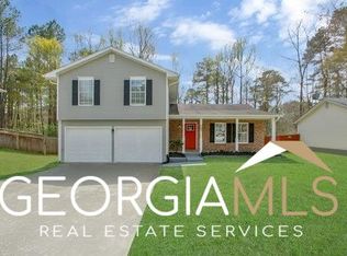 767 Stonebridge Park Cir, Lithonia, GA 30058