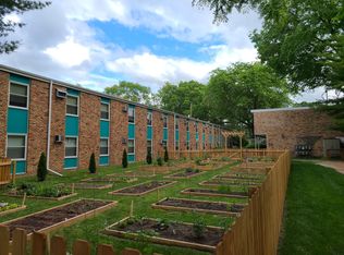 607 W Healey St #8840F85EA, Champaign, IL 61820