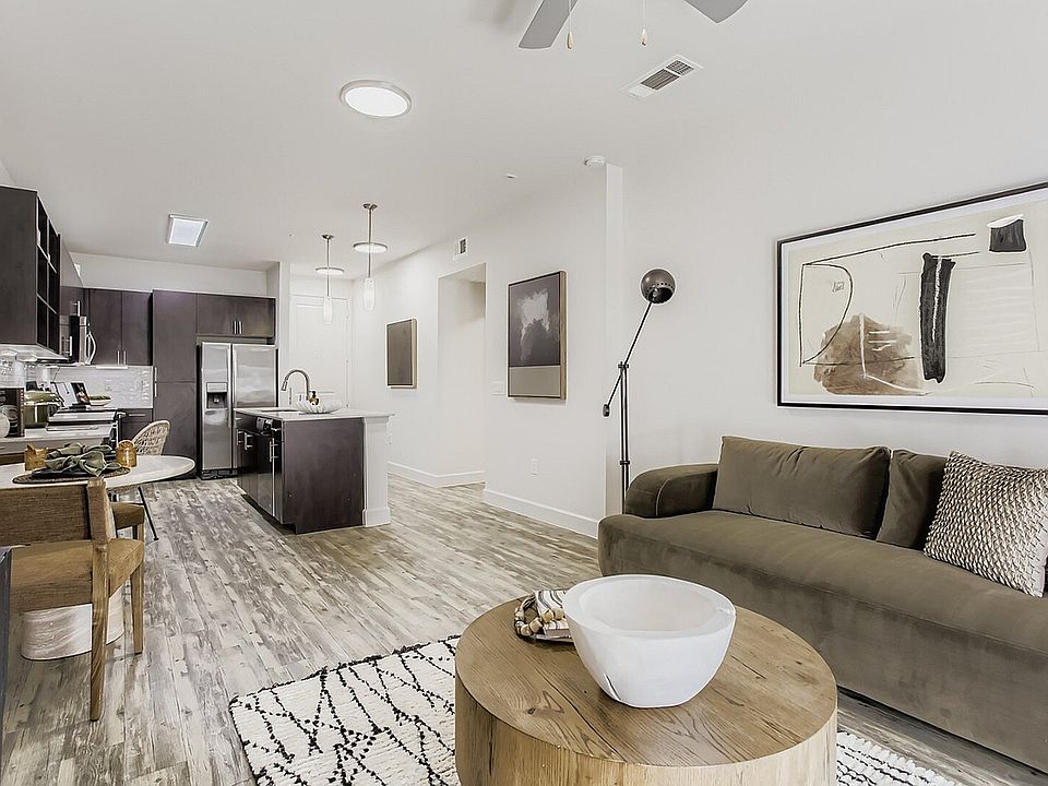 32 The Hopkins - Houston TX - Living Room