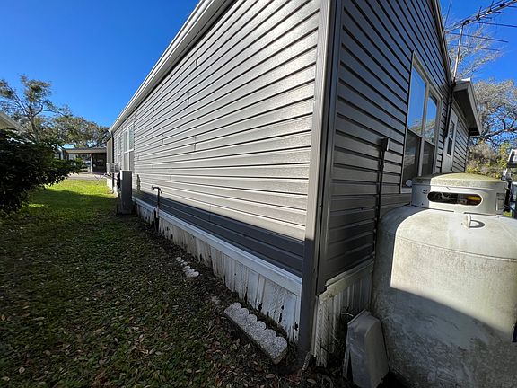 4th image of 10706 Lee Creek St