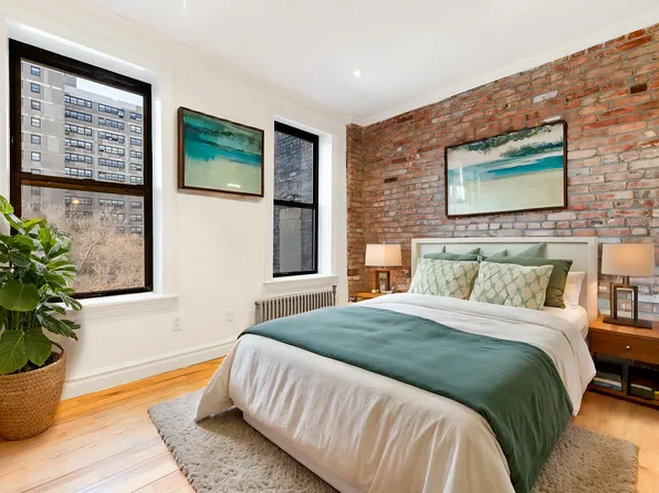 252 Broome St APT 2, New York, NY 10002