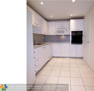 4th image of 4250 Galt Ocean Dr APT 5H