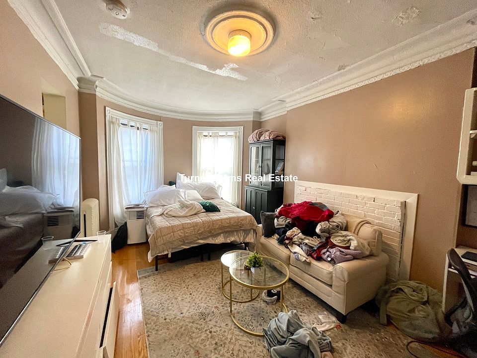 1st image of 313 Huntington Ave #5A