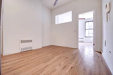 Rented by Urbane Brokerage