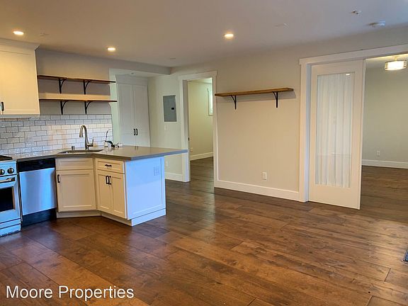 2nd image of 5 Fielding St