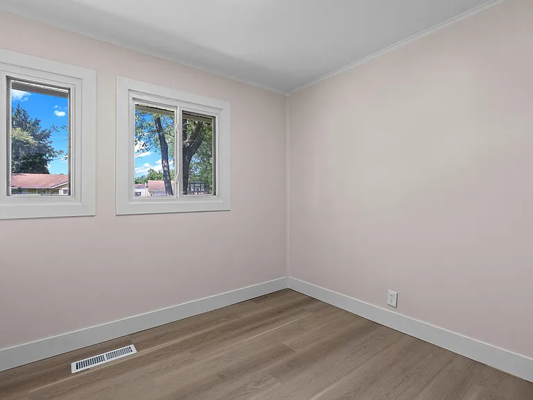 3722 Ark Ave — Photo 20
