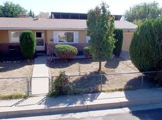 10410 Aspen Ave NE, Albuquerque, NM 87112