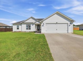 303 Promenade Cir, Russellville, AR 72801