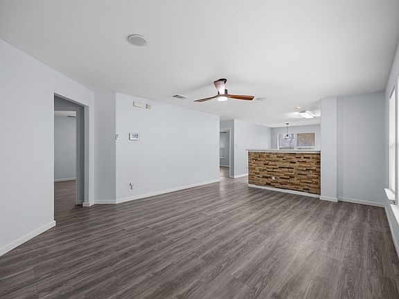 4th image of 3209 Etheredge Dr