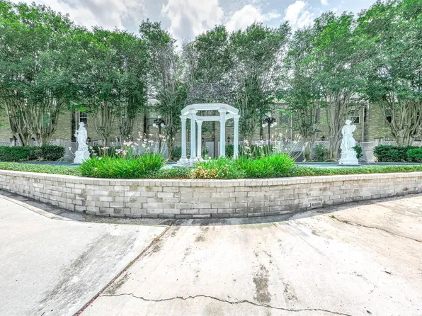 6000 Reims Rd APT 2003, Houston, TX 77036