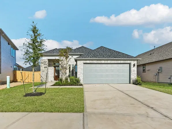 31122 Azure Waters Dr, Huffman, TX 77336