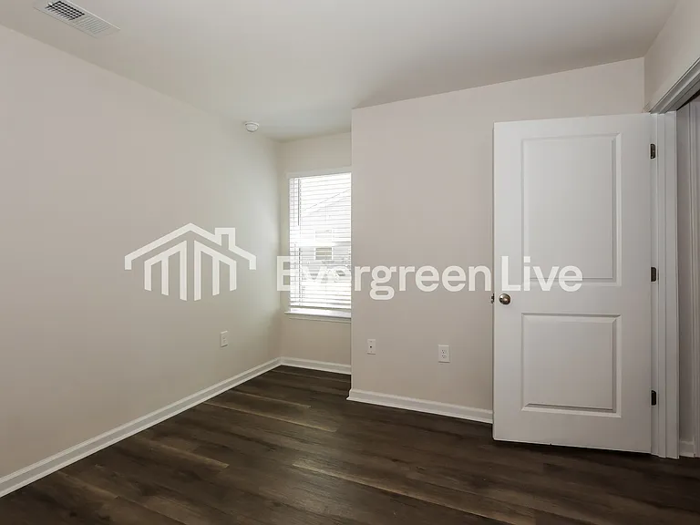 2265 Courtina Way — Photo 14