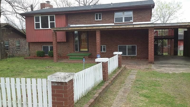 1st image of 522 S Jonesboro Ave
