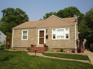 10 Dean Ln, East Brunswick, NJ 08816