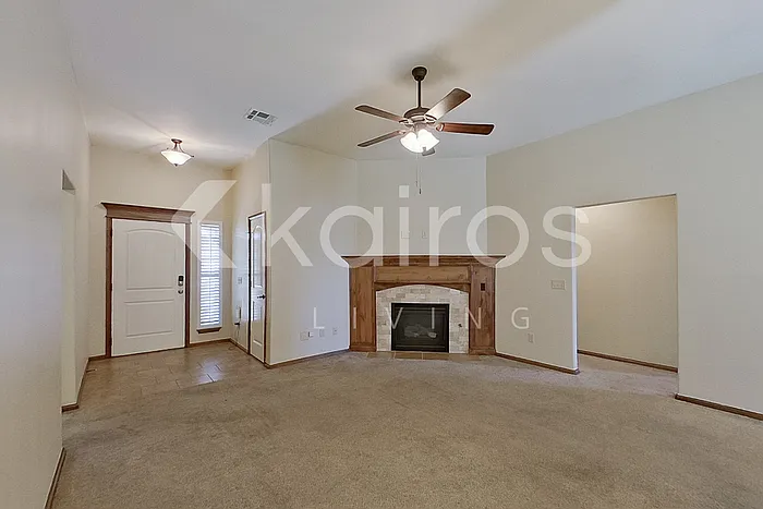10613 SW 36th St — Photo 2