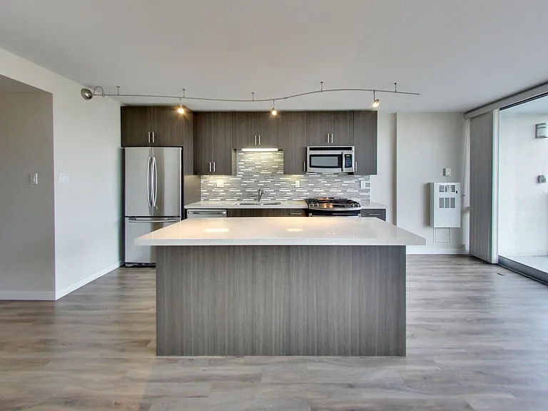 Panomar Luxury Apartments — Photo 25