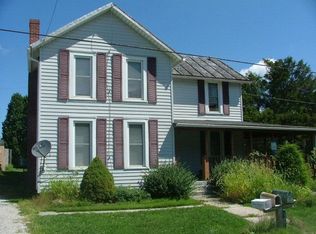 6772 Leesville Rd, Crestline, OH 44827