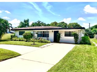 280 NW 10th St, Boca Raton, FL 33432