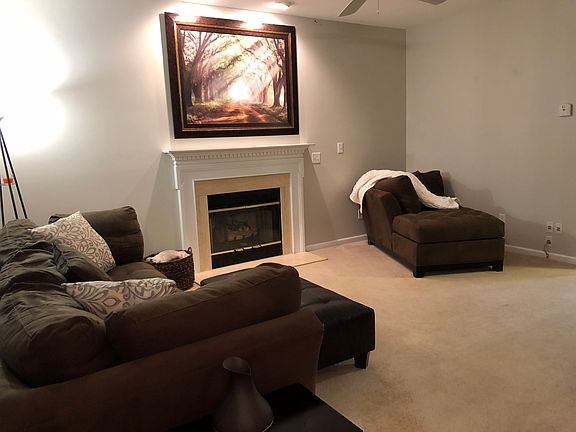 Spacious living room