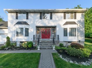 82 Garside Ave, Wayne, NJ