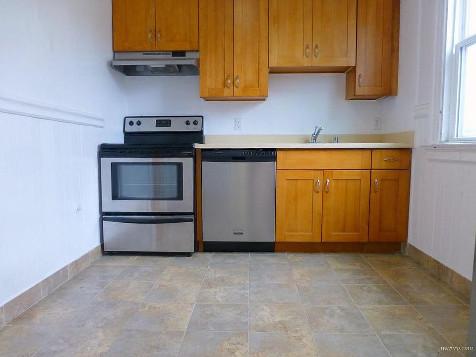 1st image of 1385 Clay St APT 20