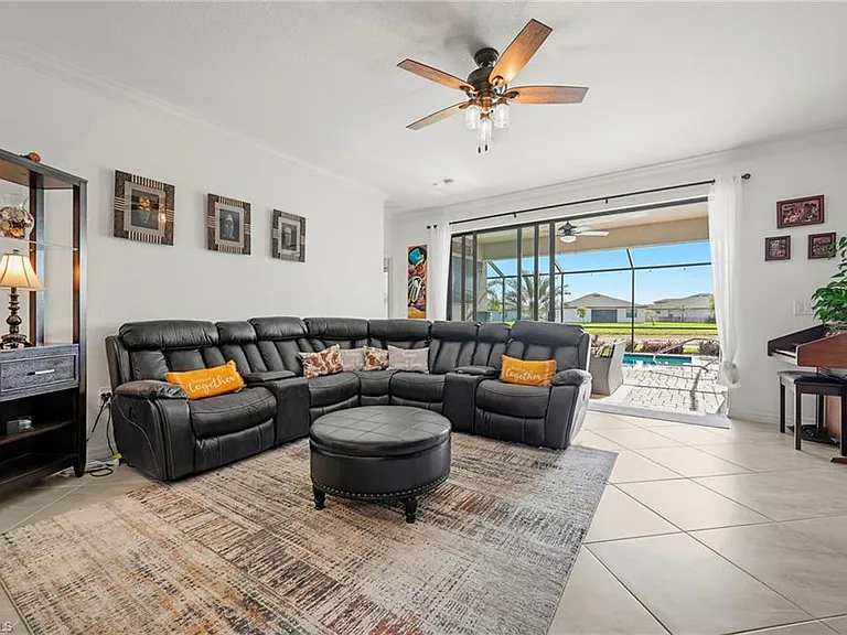 3424 Murcia Ct — Photo 12
