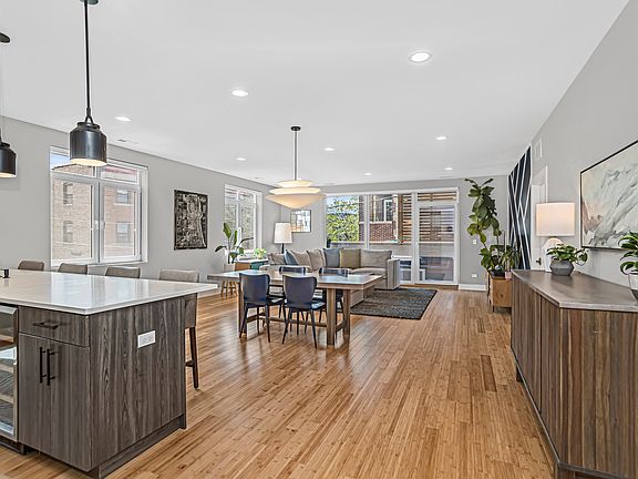 4th image of 1346 W Sunnyside Ave #2C