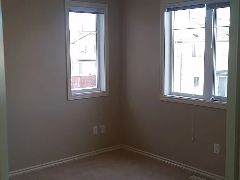 303 Slimmon Pl — Photo 10