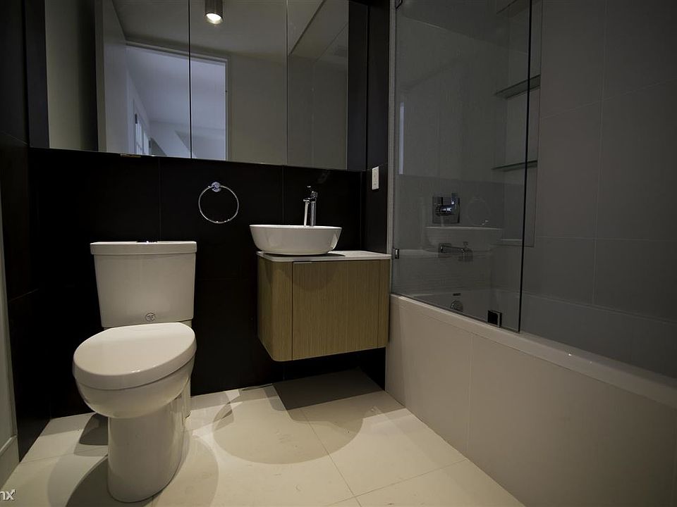 1 bath