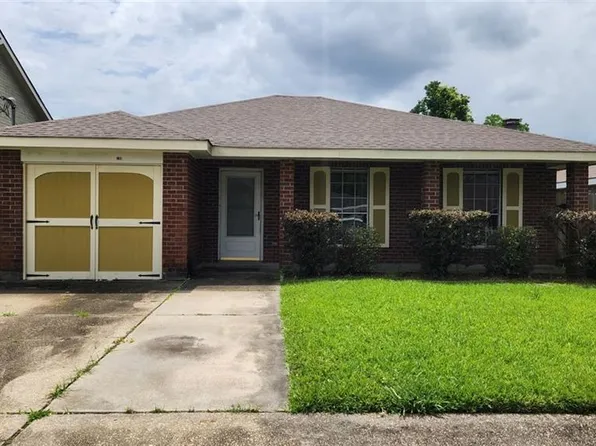 108 Riverview Dr, Saint Rose, LA 70087