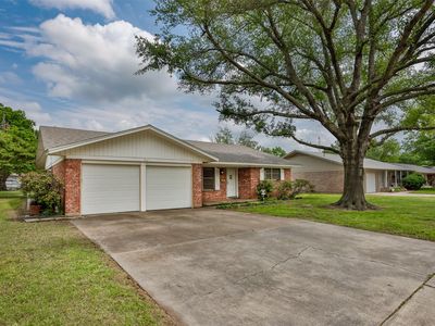 1210 Hillside Dr, Gainesville, TX, 76240
