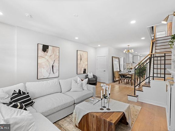 4th image of 437 S 50th St