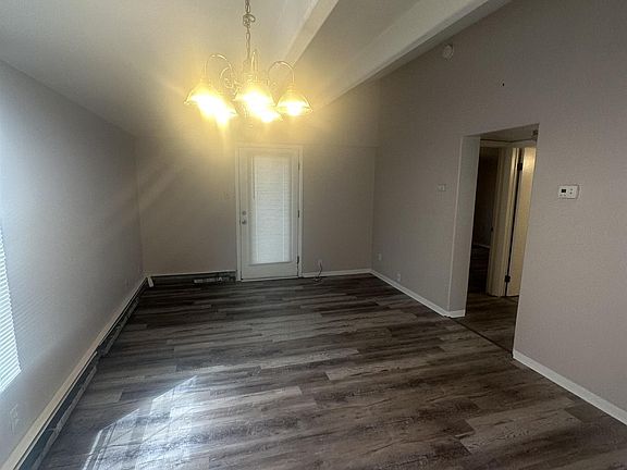 5th image of 320 S 3rd St APT 1
