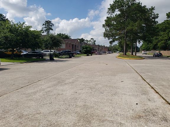 5th image of 20538 Kenswick Dr