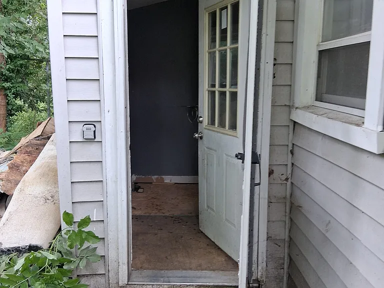 3912 Beachwood Ave — Photo 21
