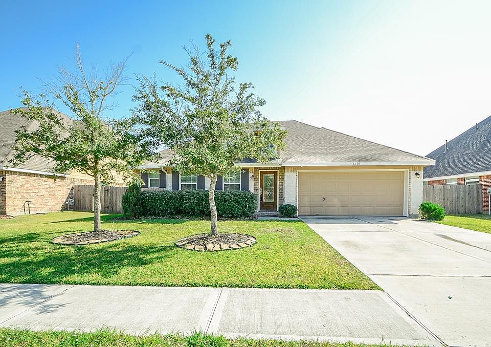1st image of 3603 Oak Crossing Dr