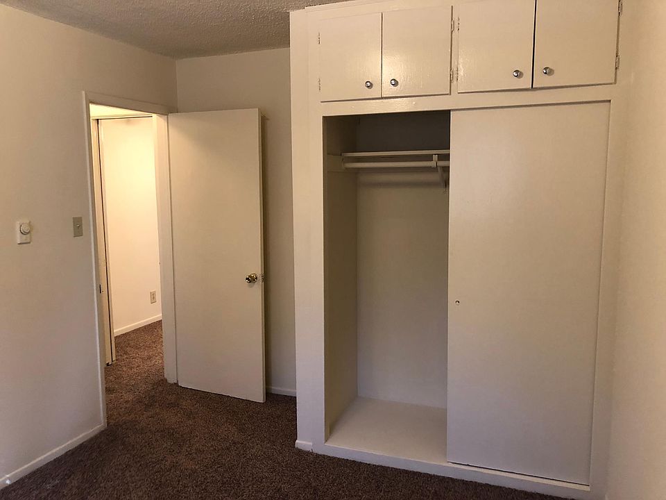 1st image of 2449 E 5th St APT 4