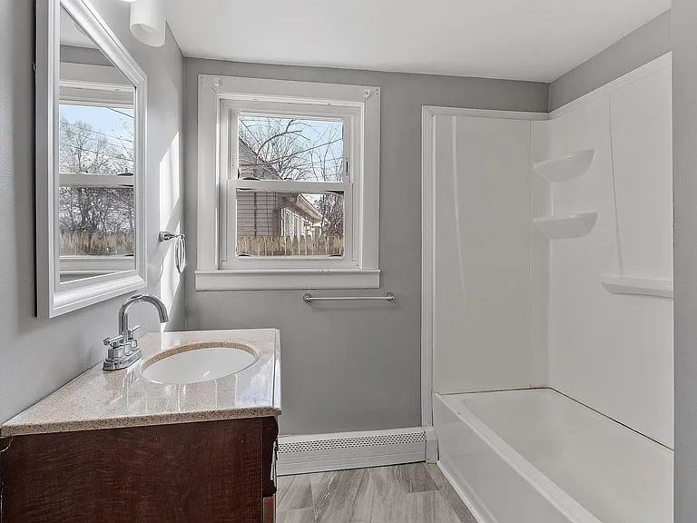 6 Cherry St #B — Photo 11