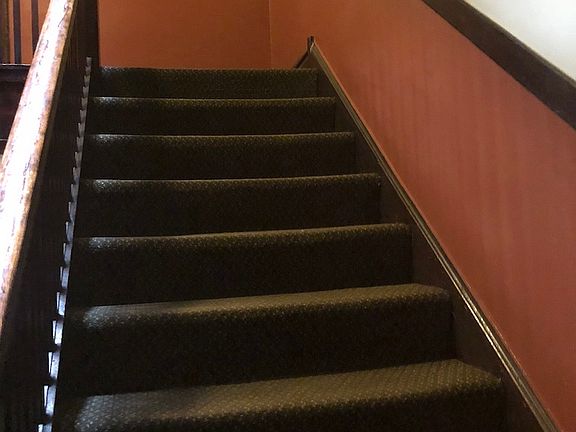 4th image of 438 N Harvey Ave APT 1