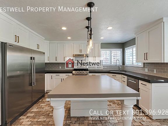 4th image of 713 S Cumberland Ct