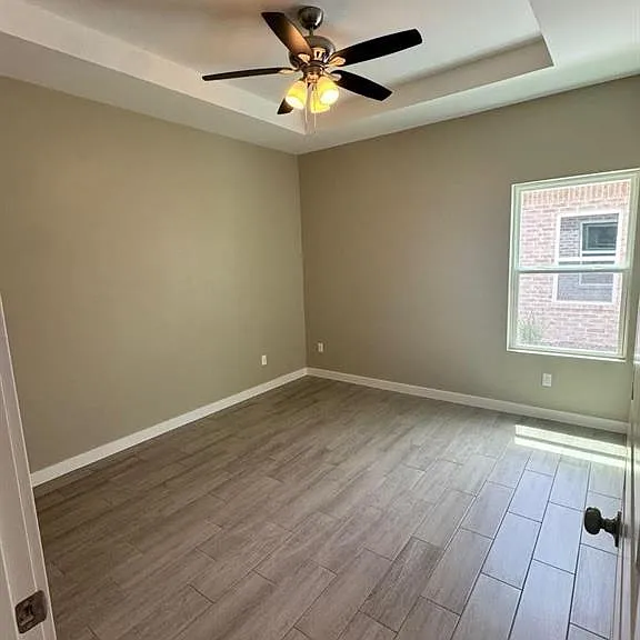 5609 Nightingale Ave #2 — Photo 11