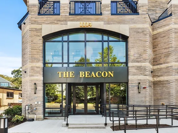 1114 Beacon St #104, Newton Highlands, MA 02461