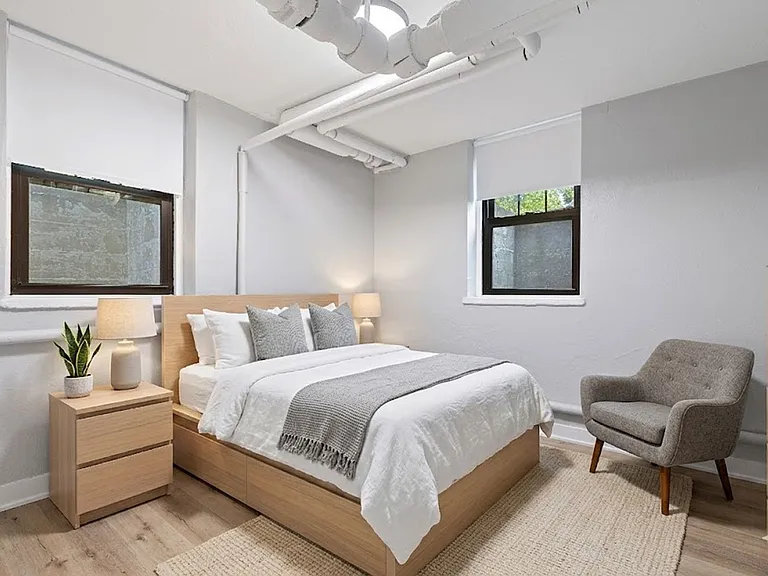 Bella Casa Apartments — Photo 48